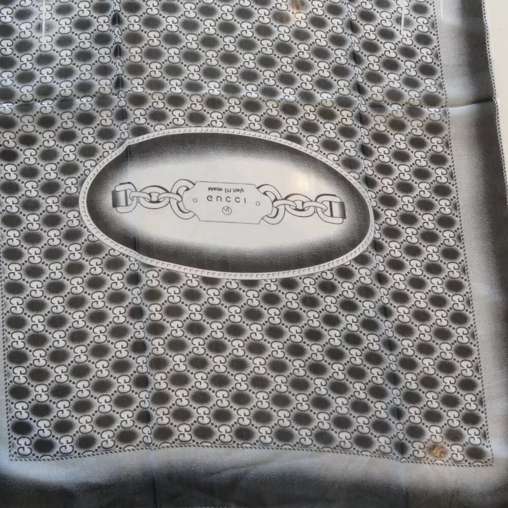 NEW AUTHENTIC RARE 2024 GUCCI 100% SILK SCARF SCARVE BLACK WHITE 60"X20" - Picture 14 of 16